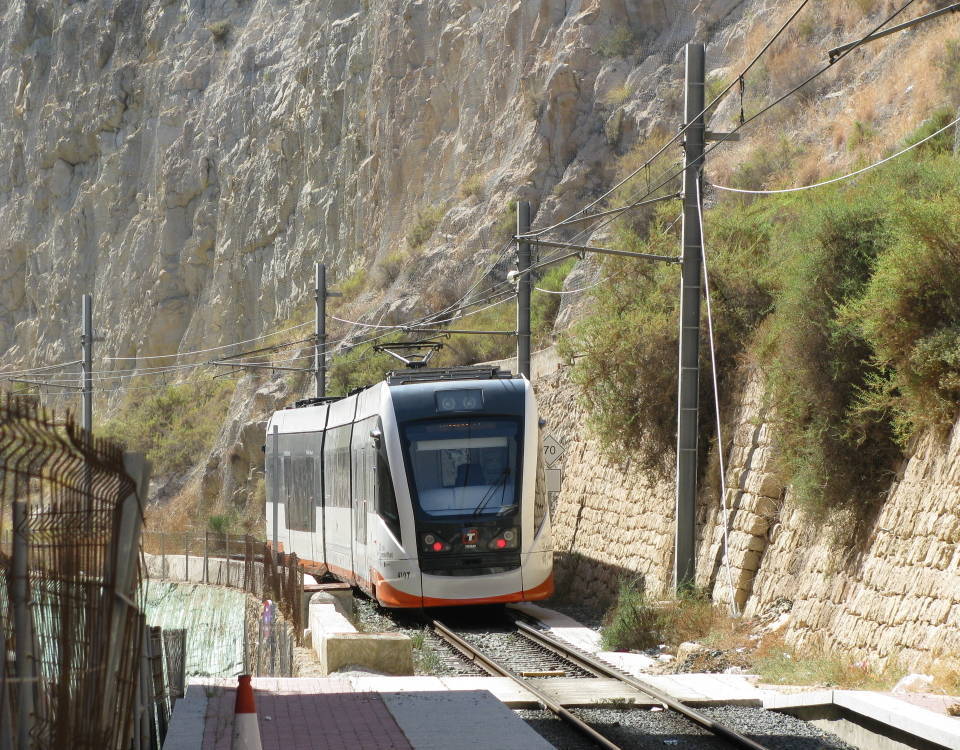 Vossloh tram Alicante now Stadler