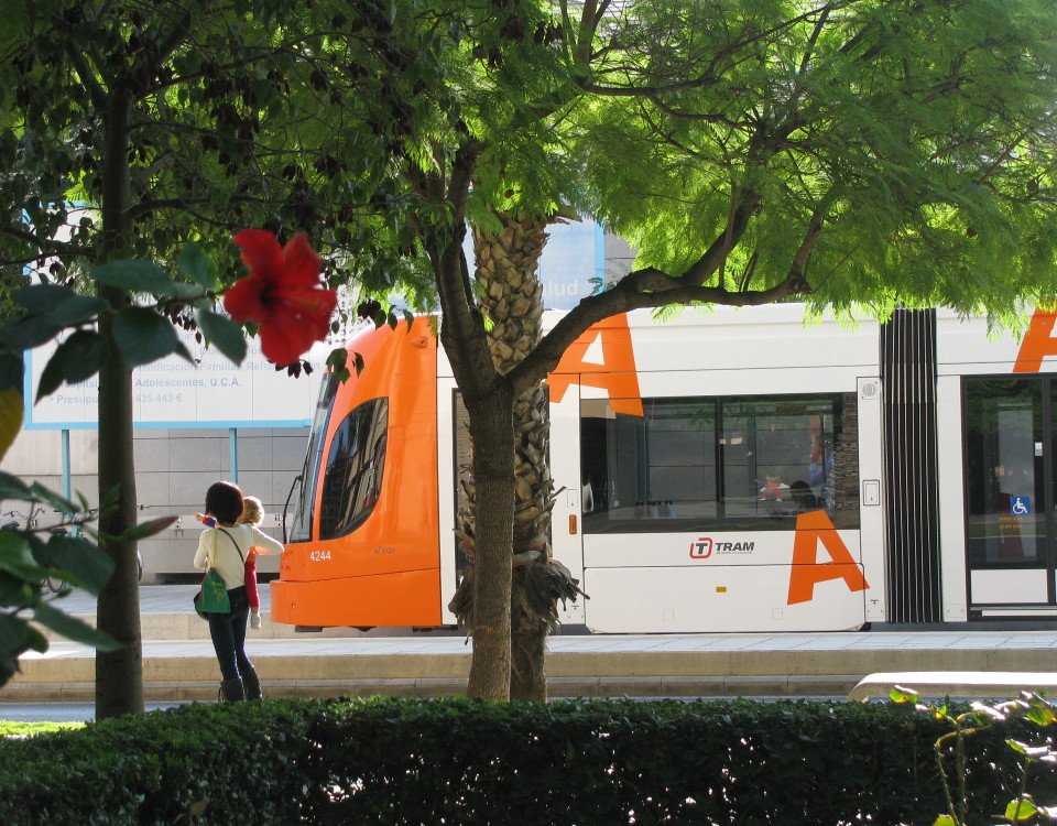 Alicante tram San Vicente