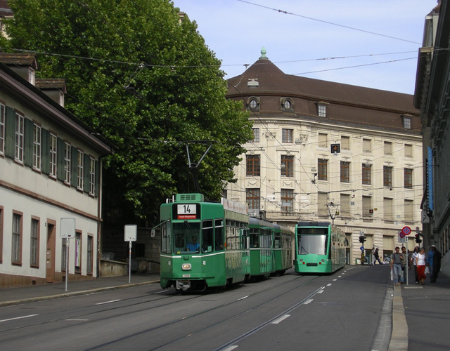 Be 4/4 tram Steinenberg