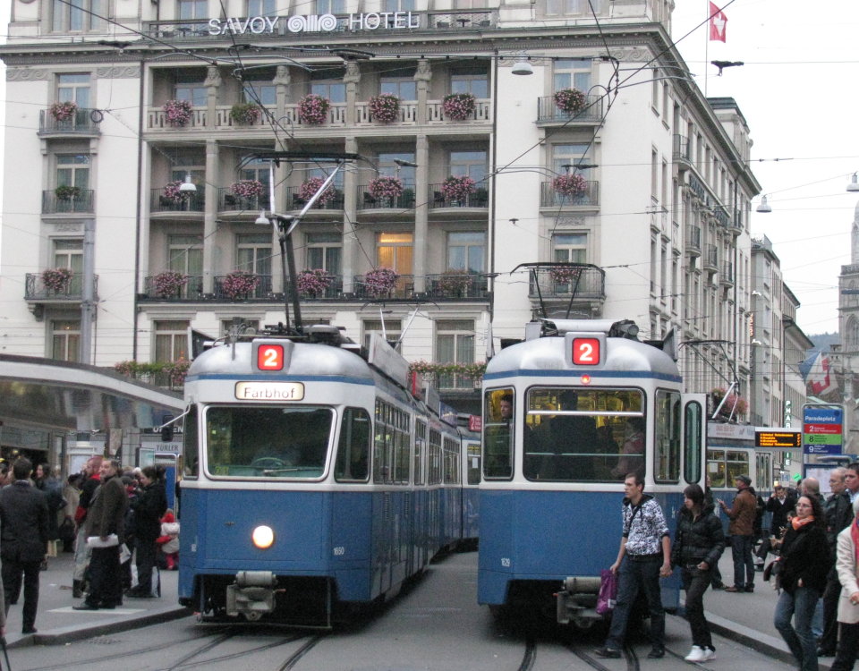 Mirage tram Paradeplatz