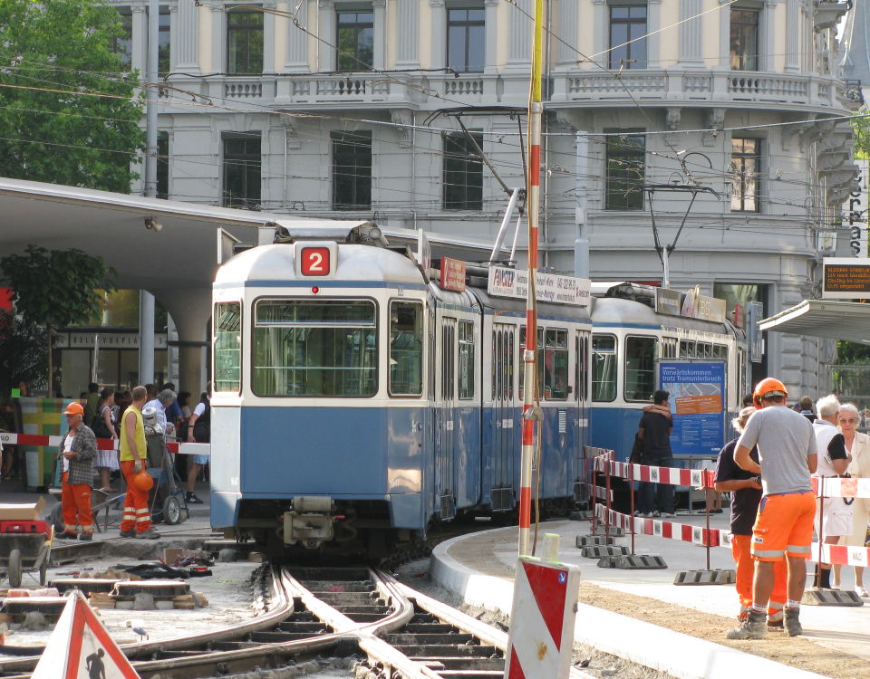 Bellevue mirage tram