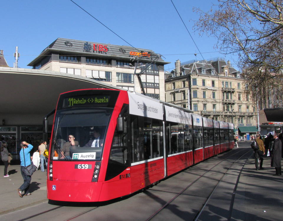 bern combino tram in zurich