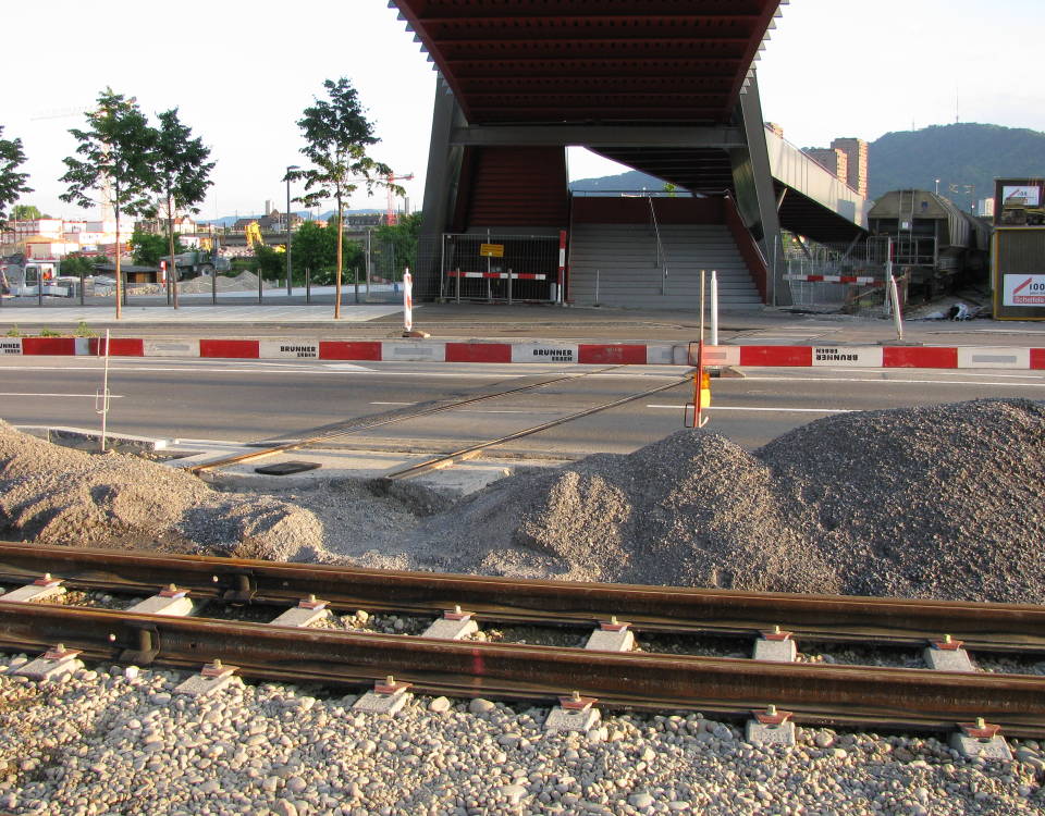 tram and rail track on Pfingstweidstrasse